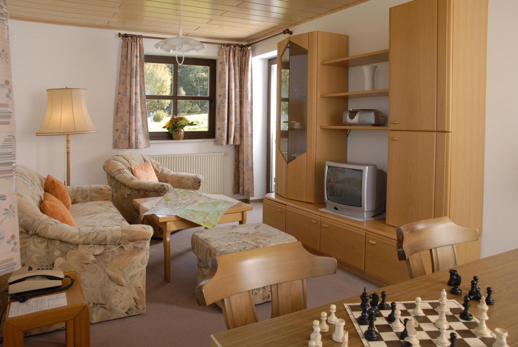 Ferienwohnungen Landhaus Tannenhof บิชอฟสกรุน ภายนอก รูปภาพ